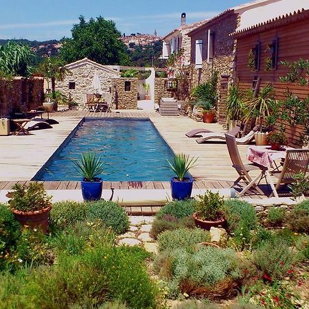 La Bastide Des Sources Bed & Breakfast Ле Кастеле Стая снимка