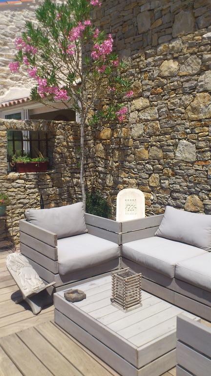 La Bastide Des Sources Bed & Breakfast Ле Кастеле Екстериор снимка